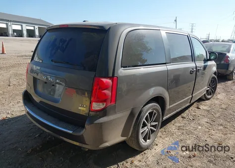2019 Dodge Grand Caravan Gt from USA, damaged, VIN 2C4RDGEG0KR616221